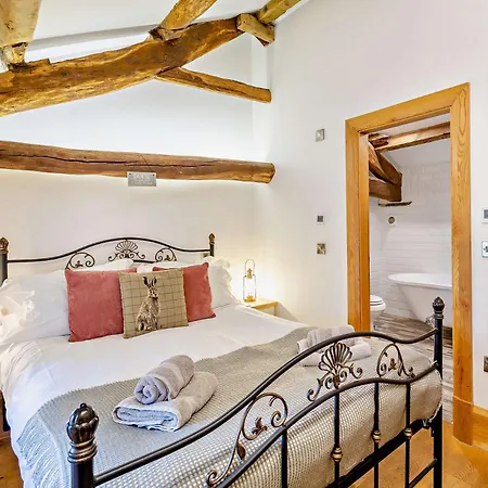 3 Bed In Settle 76650 *