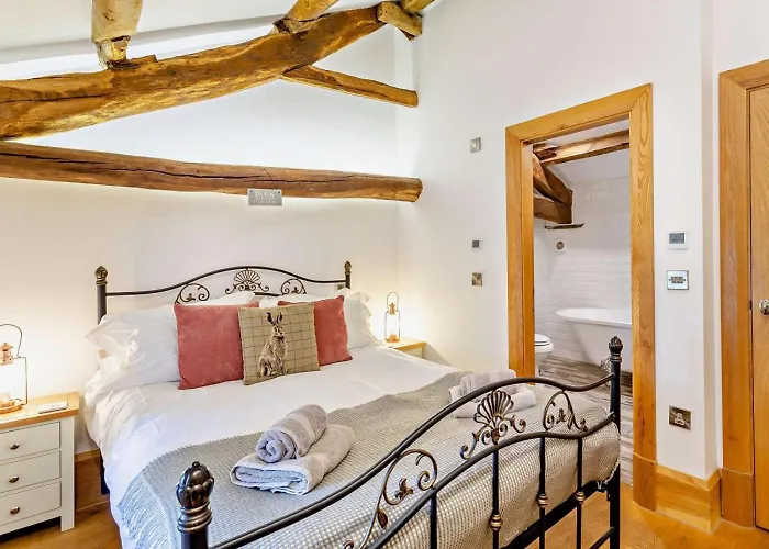 3 Bed In Settle Oc-76650 *